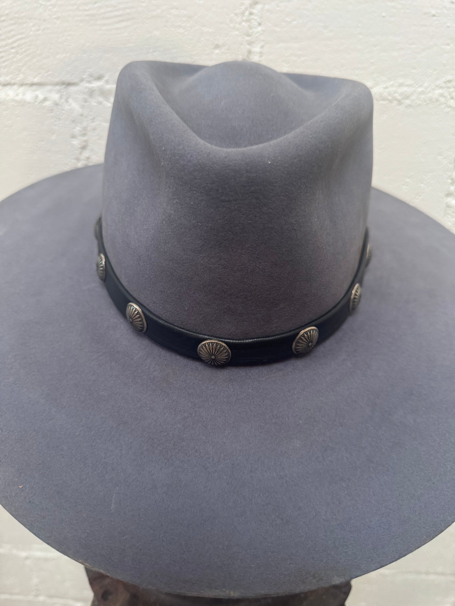 Black with Round Flowers Bursts Hat Band- Peyote Bird