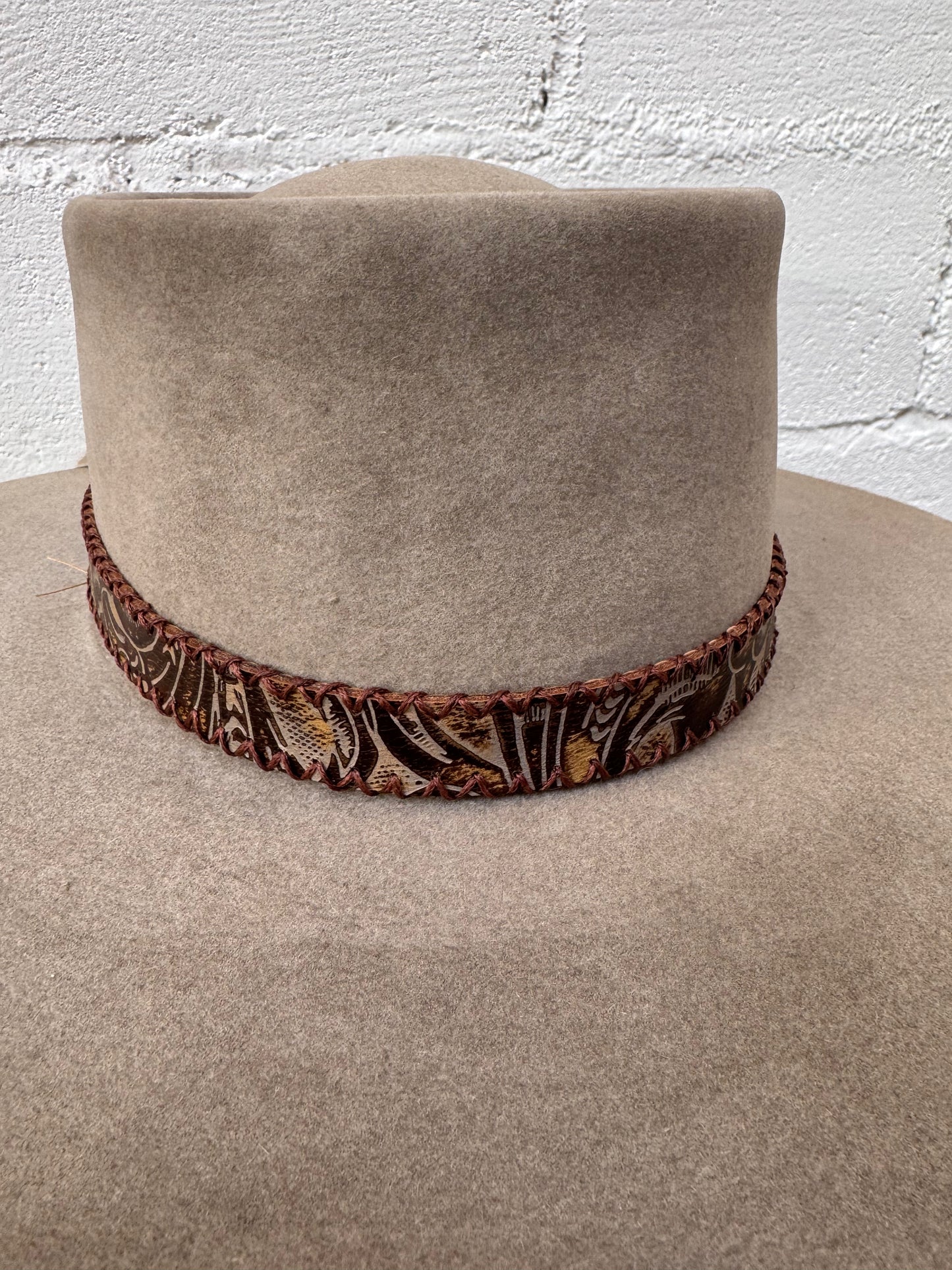 Bridger Leather Embossed Band with Antler Button