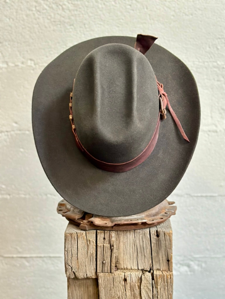Tack-n-tailor