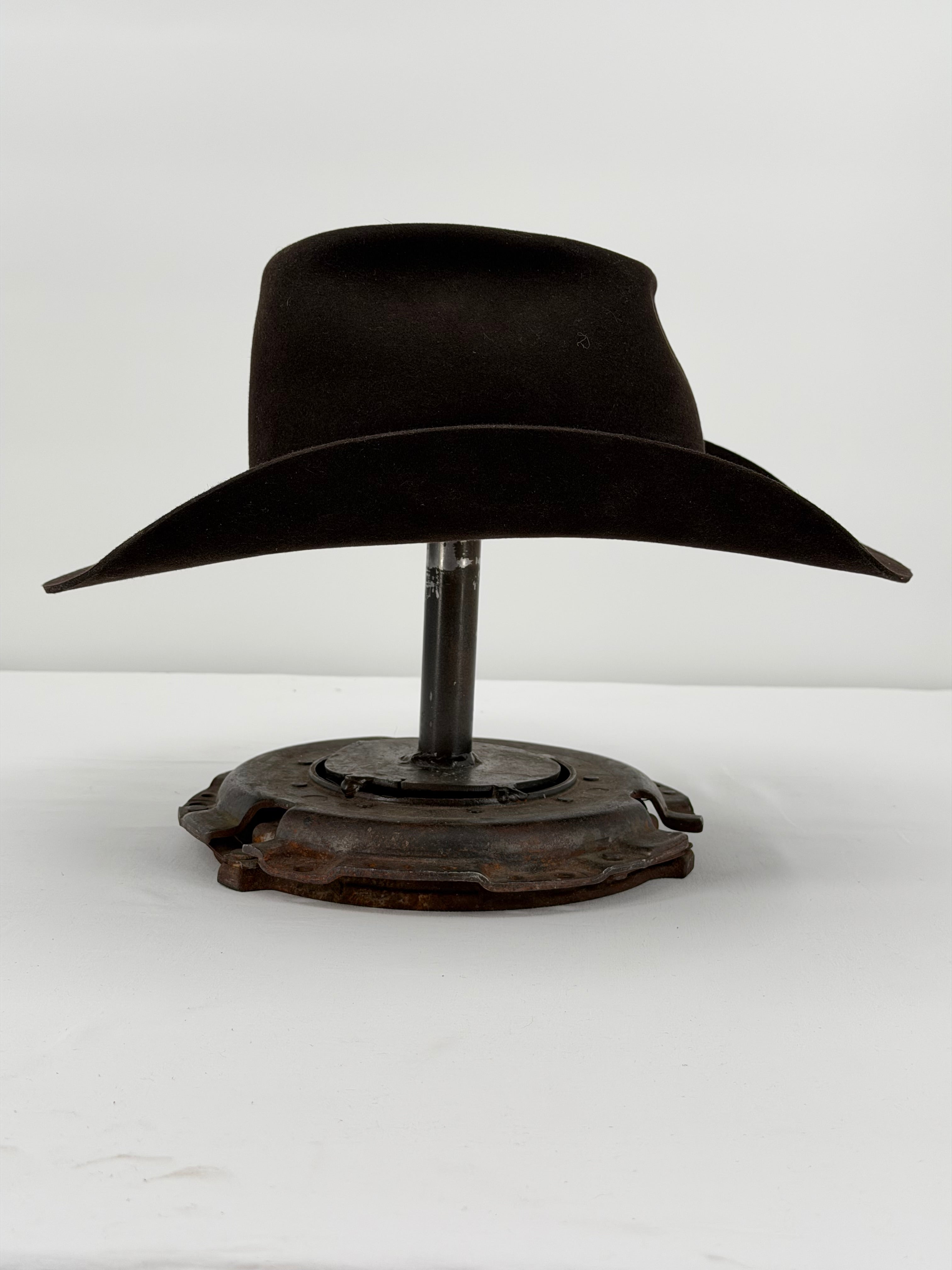 Dark Brown Round Beaver Hat - 7+