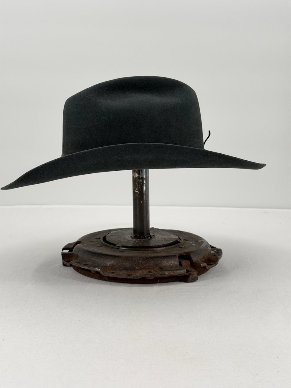 Steel Round Rabbit Hat - 7+