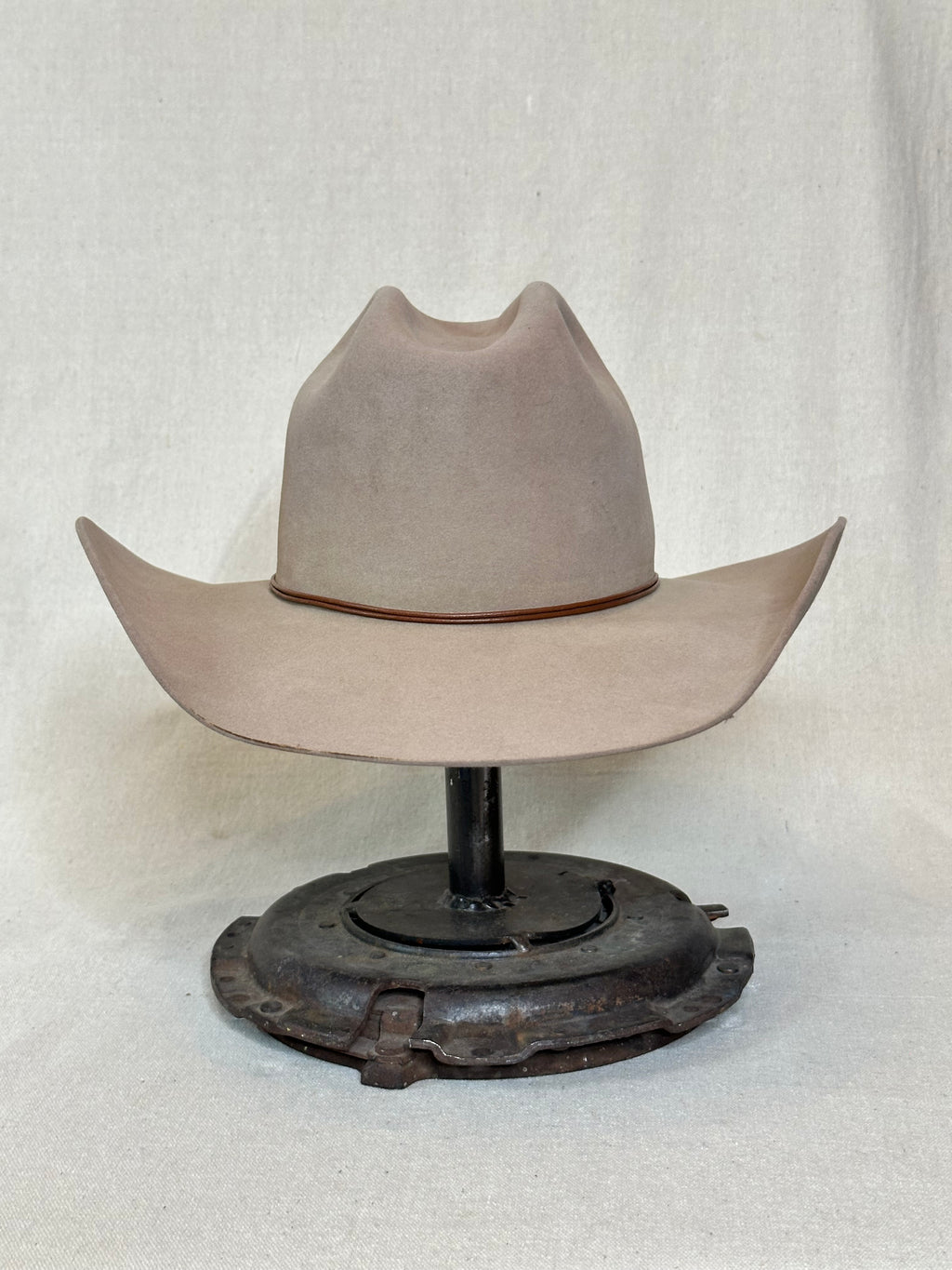 Tan Round Nutria Hat - 7+