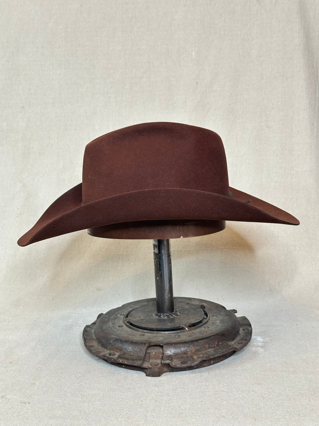 Burgundy Oval Beaver Hat - 6 7/8