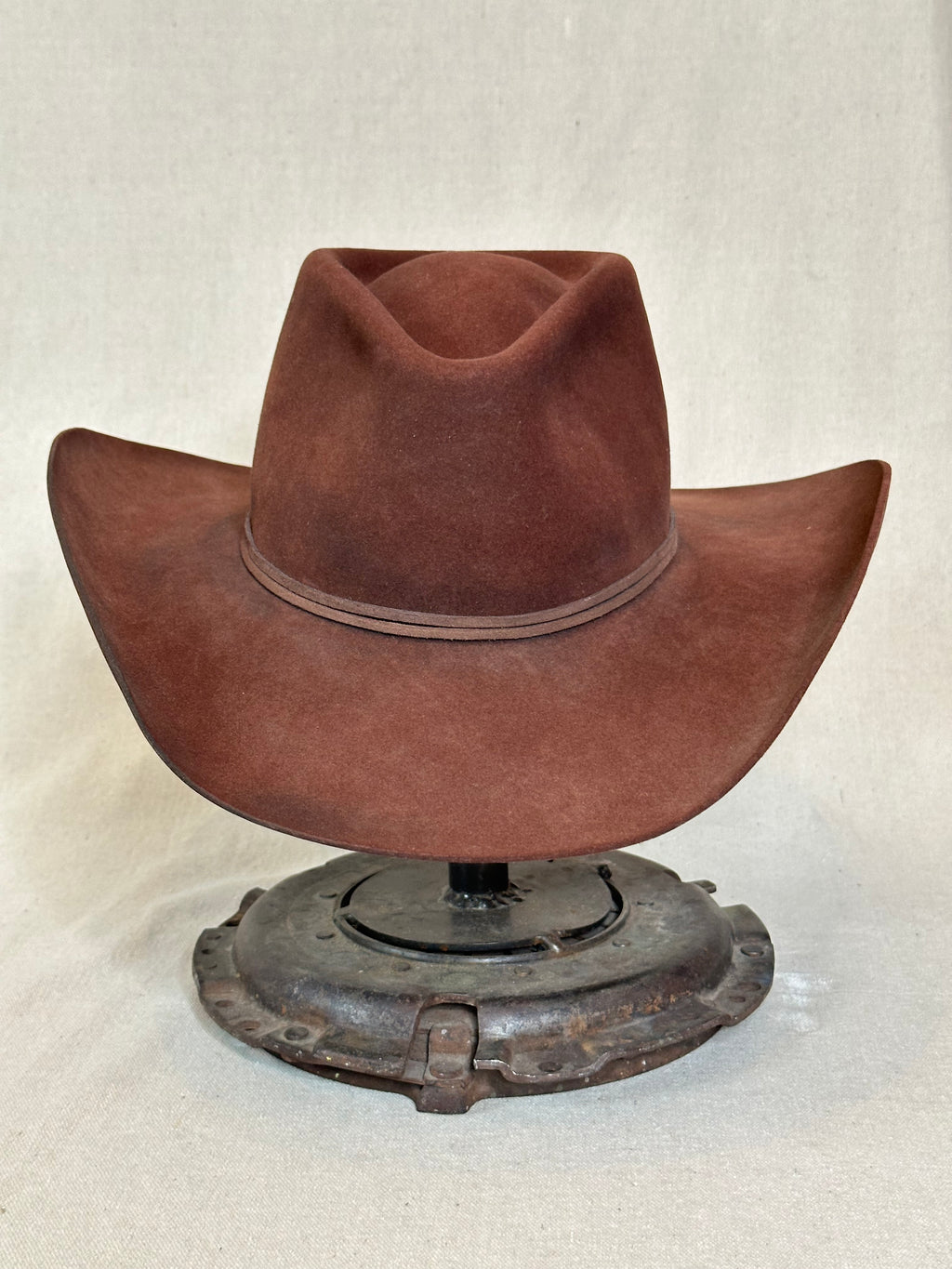 Burgundy Round Beaver Hat - 7 1/2