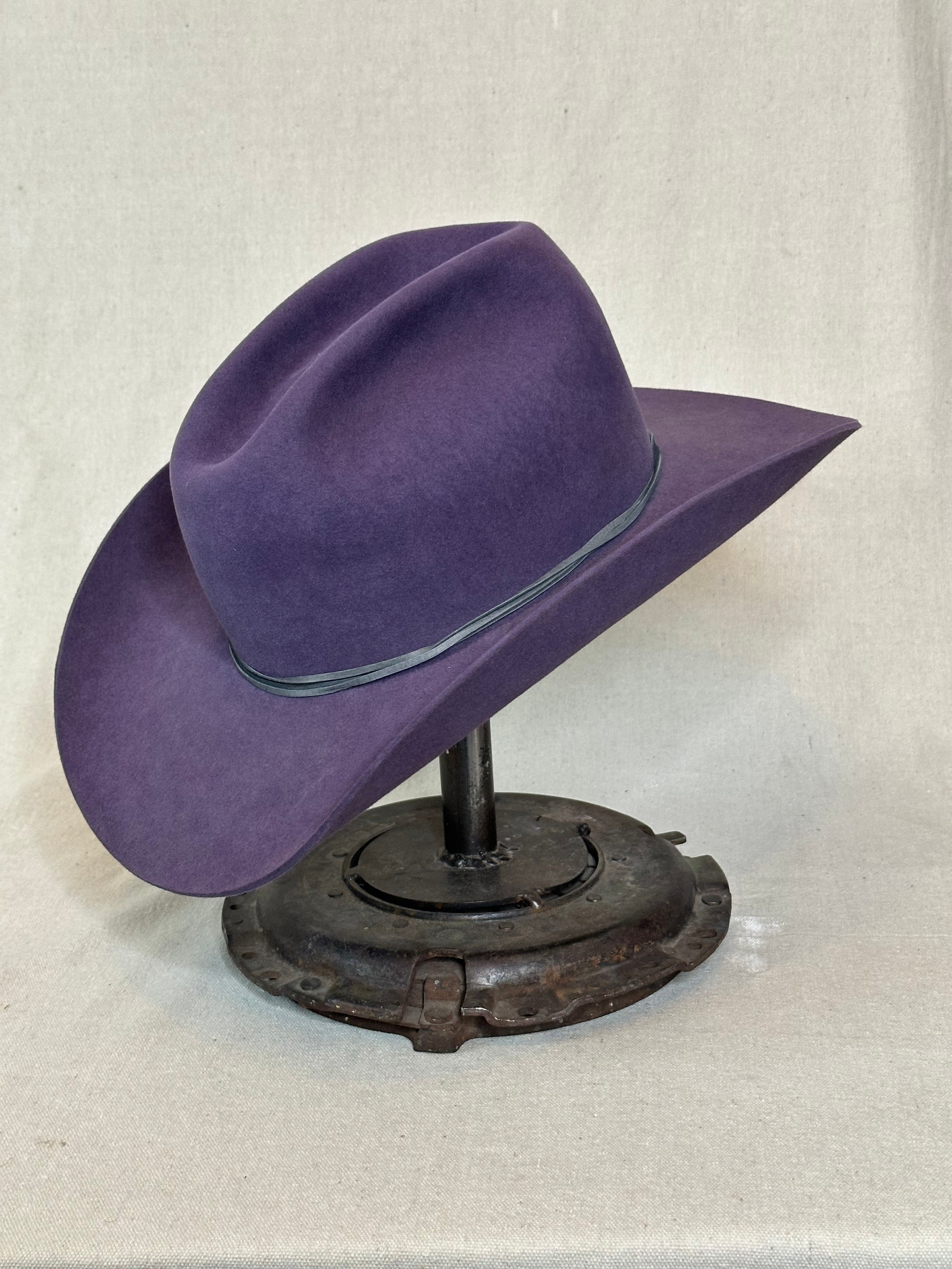 Violet Round Beaver Hat - 7 3/8