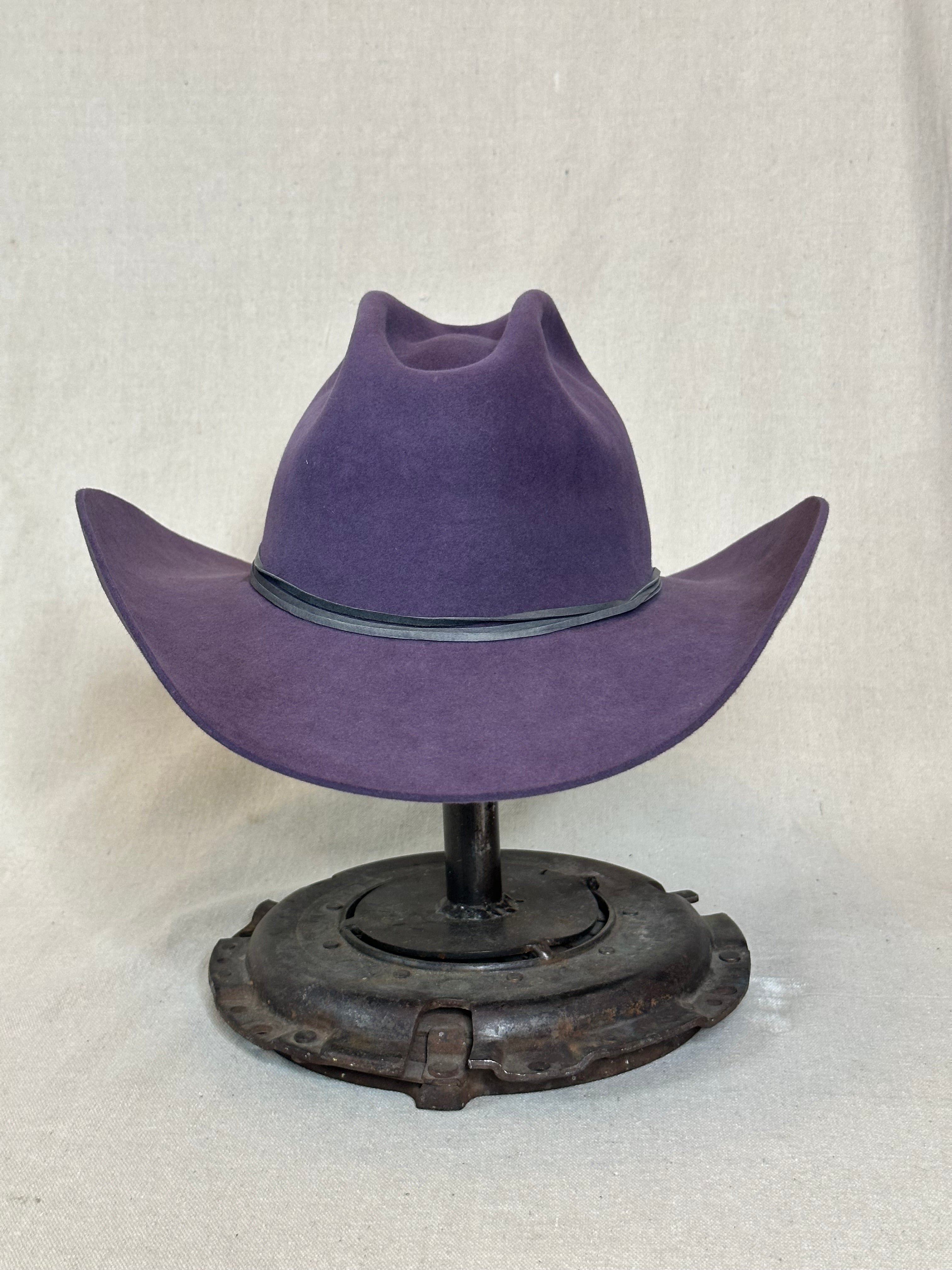 Violet Round Beaver Hat - 7 3/8