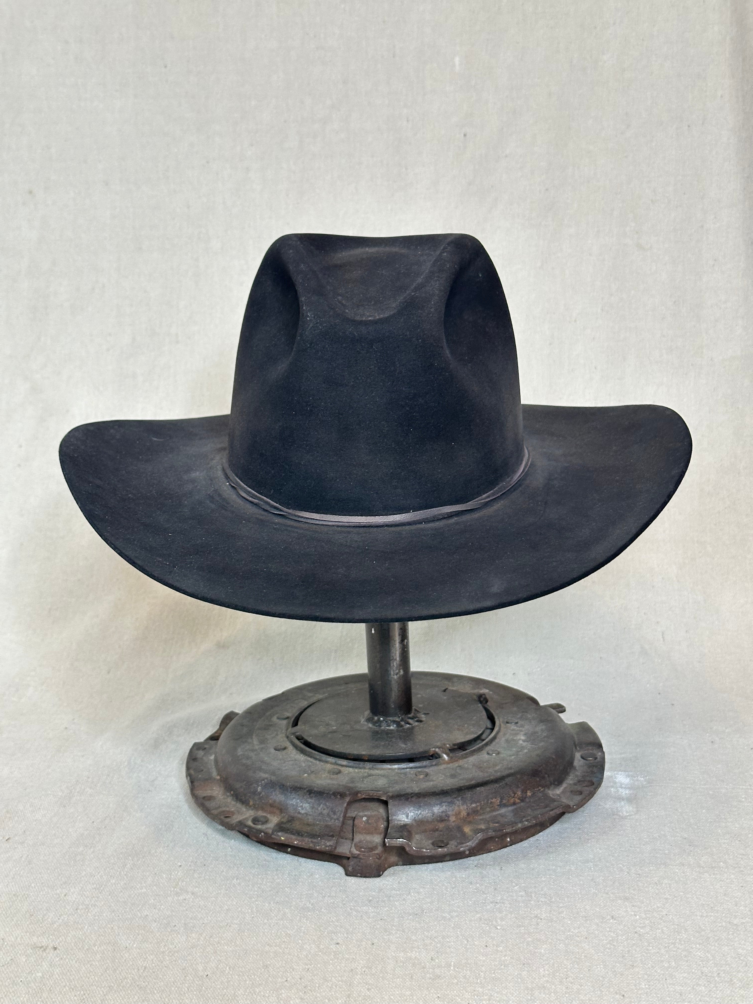 Black Long Beaver Hat - 7 1/8