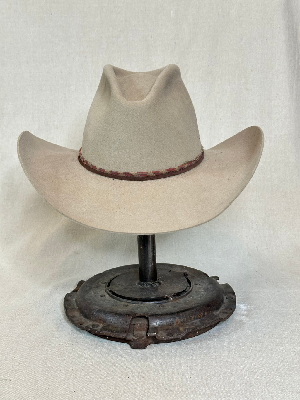 Bone Oval Beaver Hat - 6 3/4