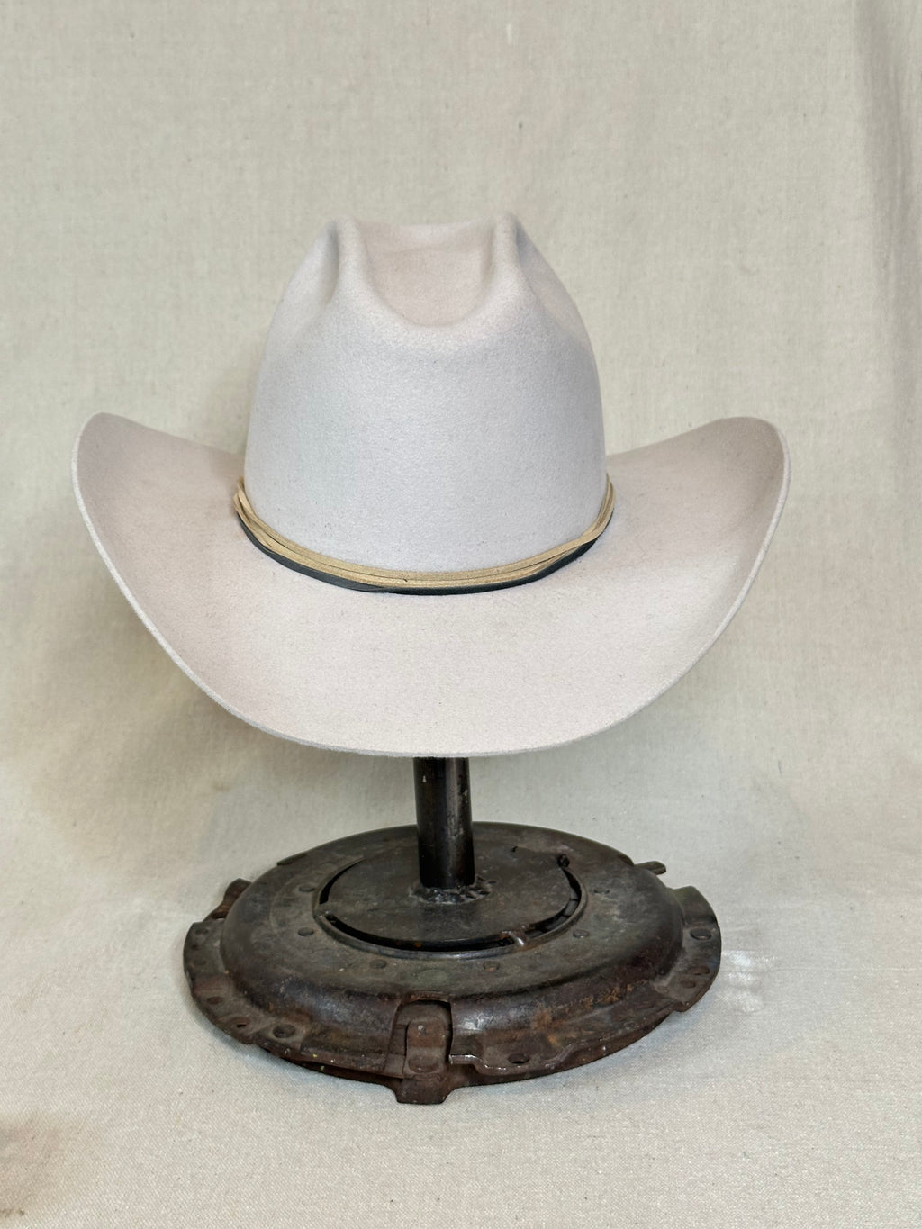 Bone Oval Beaver Hat - 6 3/4