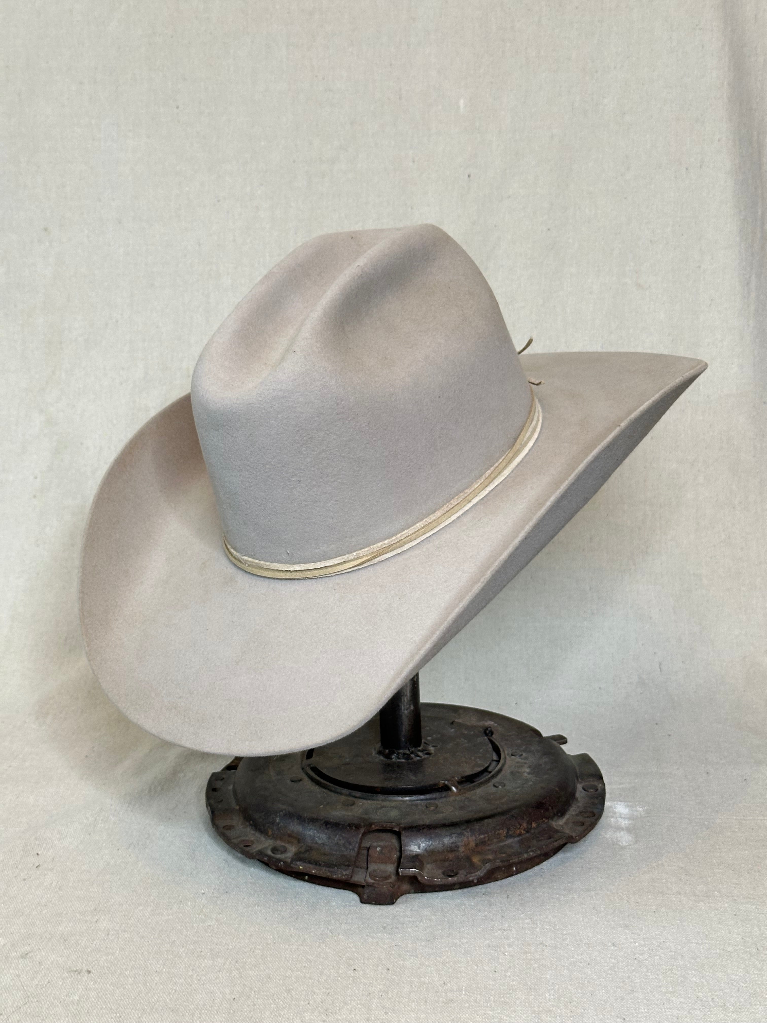 Bone Oval Nutria Hat - 7 1/4